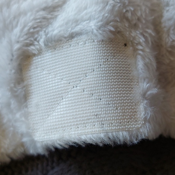 Huggle Hounds Cable Knit Dog Jacket - L - Picture 6 of 13